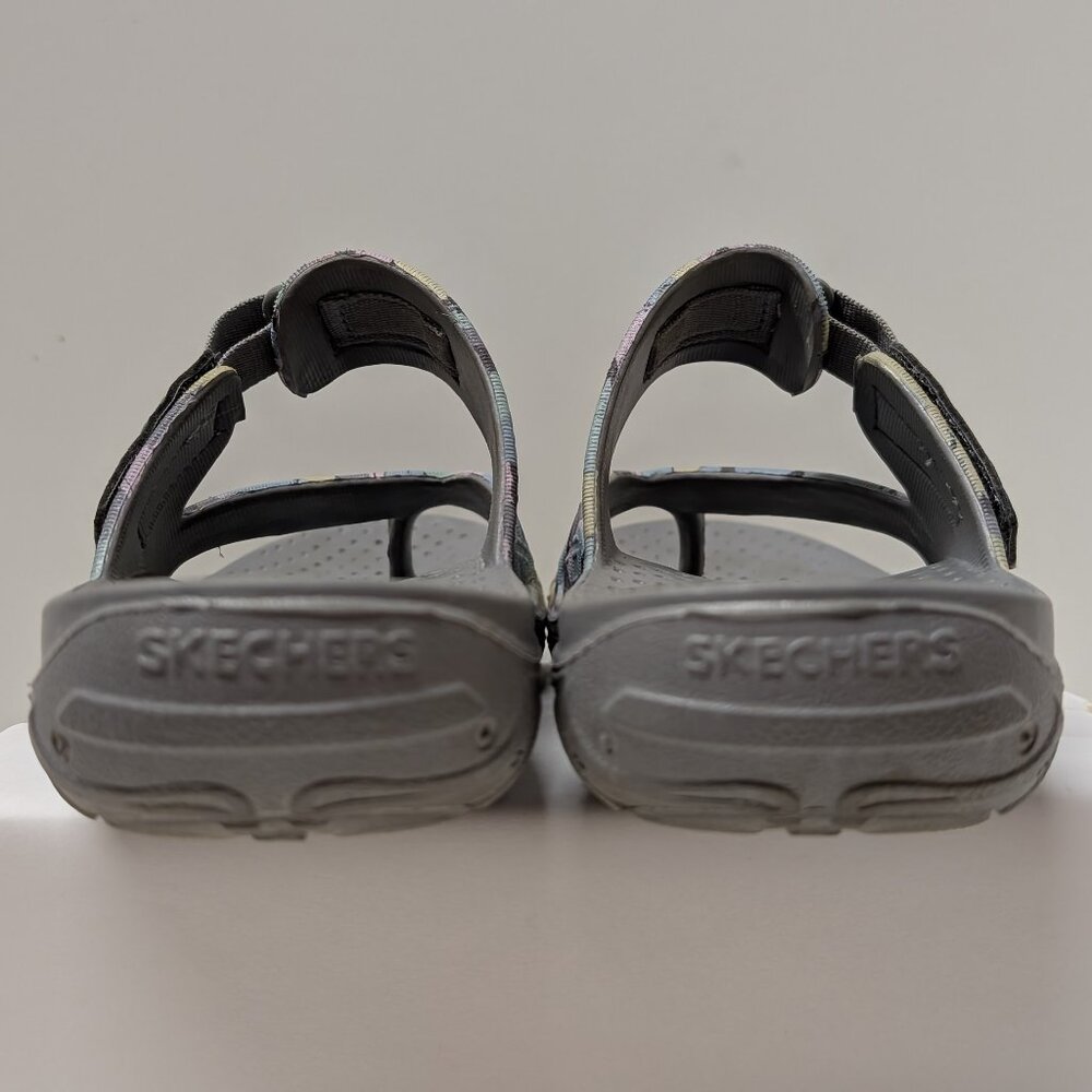 Skechers® Foamies Reggae-Artsy Slipper in 'Gray/Multi' Slip On Sandals - Picture 10 of 14